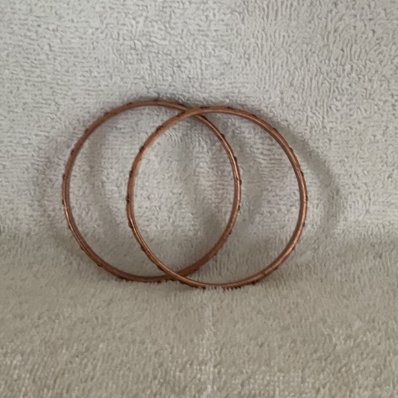 Set of 2 Copper Bangle Bracelets - Picture 3 of 3